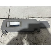 Toyota Kluger Right Sun Visor MCU28 01/2001-04/2007