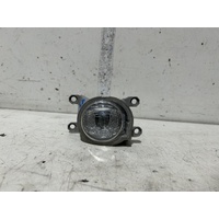 Toyota Hilux Right Bumper Foglight GUN126 10/2017-2025