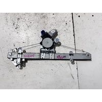 Nissan Pulsar Right Front Door Window Regulator B17 12/2012-12/2017