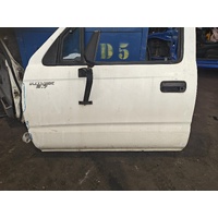 Toyota Hilux Left Front Outer Door Handle RZN149 