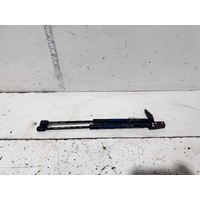 Mitsubishi 380 Bonnet Struts DB 09/2005-03/2008