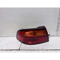 Toyota Avalon Left Tail Light MCX10 07/2000-09/2003