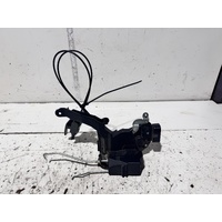Toyota RAV4 Right Front Door Lock Mechanism ACA23 07/2000-10/2005