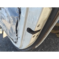 Toyota Hiace Right Front Door Lock Mechanism RZH113 11/1989-12/2004