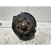 Toyota Hiace Left Front Hub Assembly RZH125 11/1989-12/2004