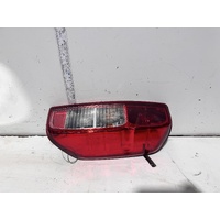 Nissan Navara Right Tail Light D40 09/2005-08/2015