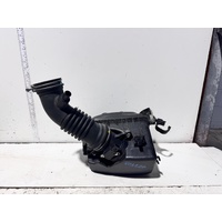 Toyota Corolla Air Cleaner Box with Air Flow Meter ZRE152 03/2007-12/2008