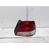 Hyundai Accent Right Tail Light LC 06/2000-02/2003
