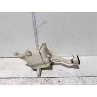 Toyota Corolla Washer Bottle ZRE152 03/2007-10/2013