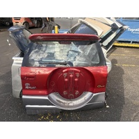 Toyta RAV4 Tailgate ACA21 07/2000-10/2005