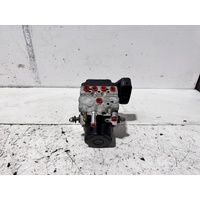 Lexus IS200 ABS Module GXE10 01/1998-10/2005