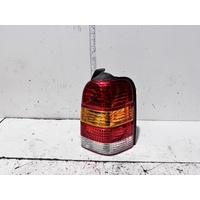 Ford Escape Right Tail Light ZA 02/2001-05/2006