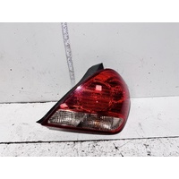 Nissan Pulsar Right Tail Light N16 08/2003-12/2005