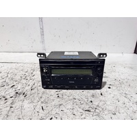 Toyota Hiace Stereo Head Unit KDH201 01/2005-04/2019