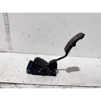 Toyota Hiace Accelerator Pedal KDH201 01/2005-11/2013
