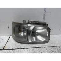 Toyota Hiace Right Head light KDH201 01/05 - 08/10 