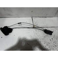 Toyota Hilux Left Front Door Lock Mechanisim KUN26 02/2005-08/2015