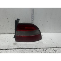 Honda Accord Right Tail Light CD 10/1993-10/1995