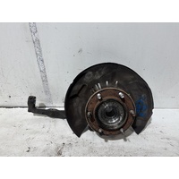 Toyota Hilux Right Front Hub Assembly KUN26 02/2005-08/2015