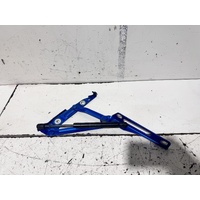 Holden Commodore Right Bootlid Hinge / Strut VE 08/2006-05/2013