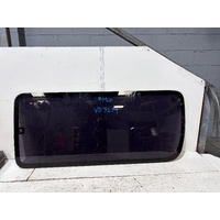 Toyota Hiace Super Custom Right Middle Side Glass KZH100 11/1989-12/2004