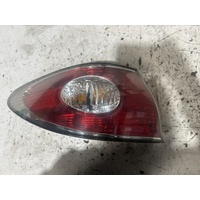 Lexus ES300 Left Tail Light MCV30 10/2001-07/2004
