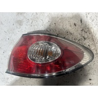 Lexus ES300 Right Tail Light MCV30 10/2001-07/2004