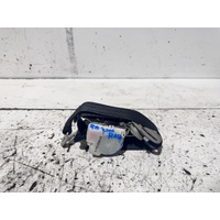 Toyota Kluger Right Rear 2nd Row Seat Belt GSU45 05/2007-07/2010