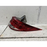 Toyota Estima Right Taillight XR50 09-19