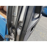 Nissan Murano Right Rear Check Strap Z51 12/2008-02/2015