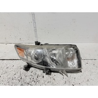 Toyota Rukus Right Head Light AZE151 01/2007-12/2015