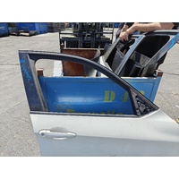 BMW X1 Right Front Door Window E84 04/2010-07/2015