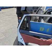 BMW X1 Left Rear Door 1/4 Glass E84 04/2010-07/2015