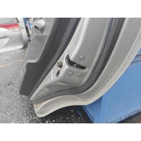 Toyota Corolla Right Rear Door Lock Mechanism ZRE152 03/2007-10/2013