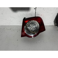 Volksagen Passat Right Tail Light 3C 03/2006-09/2010