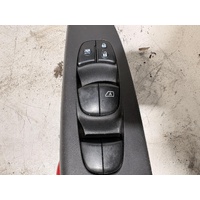 Nissan Pulsar Right Front Master Window Switch B17 C12 05/2013-12/2016