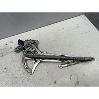 Toyota Hilux Right Door Window Regulator TGN16 03/2005-08/2015