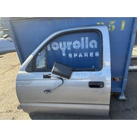 Toyota Hilux Left Front Outer Door Handle LN147 09/1997-03/2005