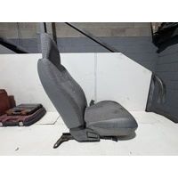Toyota Hiace Right Front Seat KDH201 01/2005-01/2014