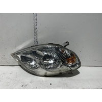Toyota Corolla Right Headlight ZZE122  12/2001-12/2004
