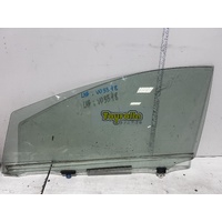 Touota Prius Left Front Door Window NHP10R Prius C 12/2011-03/2020