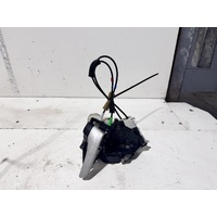 Toyota Prius Right Front Door Lock Mechanism ZVW30 07/2009-12/2015