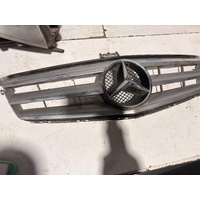 Mercedes C Class Grille C220 W204 07/2007-04/2011