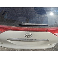 Toyota Tarago Centre Tailgate Light ACR50 12/2008-06/2020