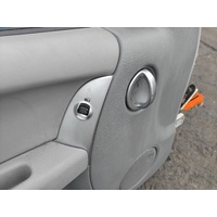 Jeep Cherokee Left Front Window Switch KJ 09/2001-11/2007