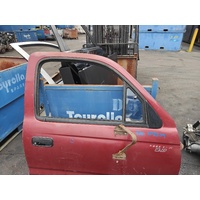Toyota Hilux Right Front Door Glass RZN174 09/1997-03/2005
