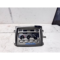 Toyota Landcruiser Heater Controls UZJ100 10/2002-10/2007