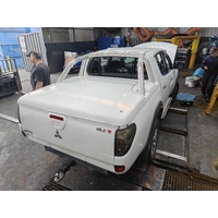 Mitsubishi Triton Tonneau Cover ML 07/206-08/2009