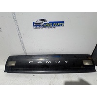 Toyota Camry Rear Garnish SDV10 02/1993-07/1995
