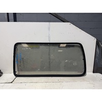 Toyota Hiace Left Rear Middle Side Glass KZH100 11/1989-12/2004